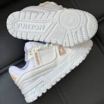 کفش کتونی زنانه Louis Vuitton مدل Trainer – رنگ سفید