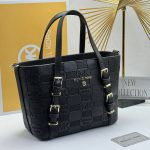 کیف دستی زنانه MICHAEL KORS مدل Bucket Medium