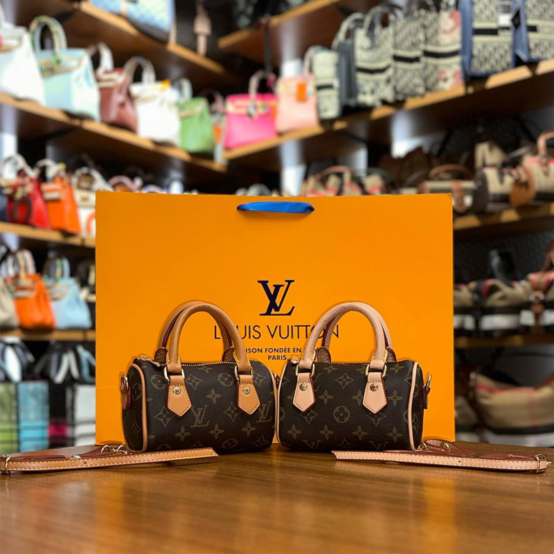 کیف Louis Vuitton Nano Speedy