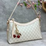 کیف دوشی متوسط Gucci Emblem - Image 5