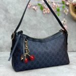 Gucci emblem medium shoulder bag